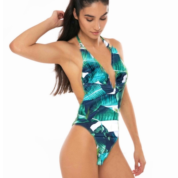 ~New Listings- Hip Hop Pants, Sexy Bathing Suits... - Picture 15 of 15